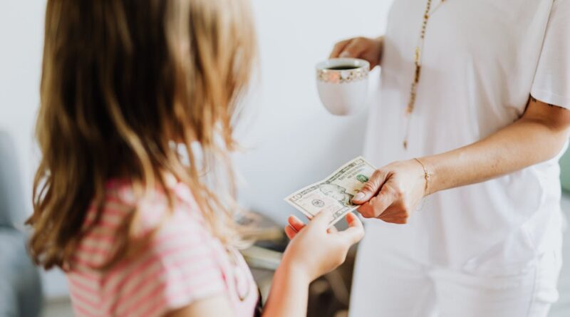 découvrez l'éducation financière : apprenez à gérer votre argent, à investir intelligemment et à sécuriser votre avenir financier. transformez vos connaissances en compétences pratiques pour une vie financière épanouie.