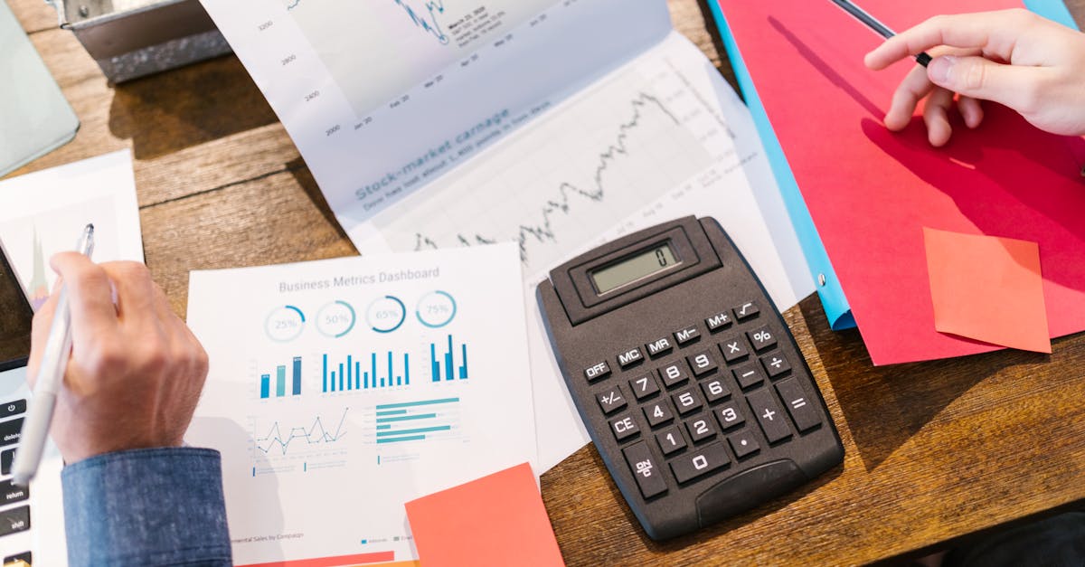découvrez l'univers de la fintech, où innovation et technologie redéfinissent les services financiers. explorez les solutions numériques qui facilitent les transactions, améliorent la gestion des finances personnelles et transforment l'investissement.
